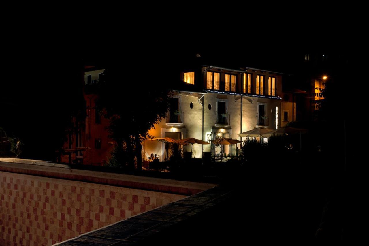Hotel 99 Cannelle LʼAquila Exteriér fotografie